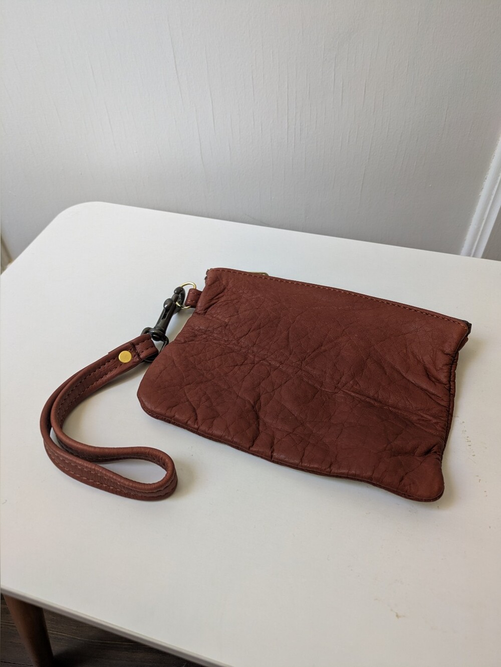 Leather Wristlet Pouch in Distressed Brown